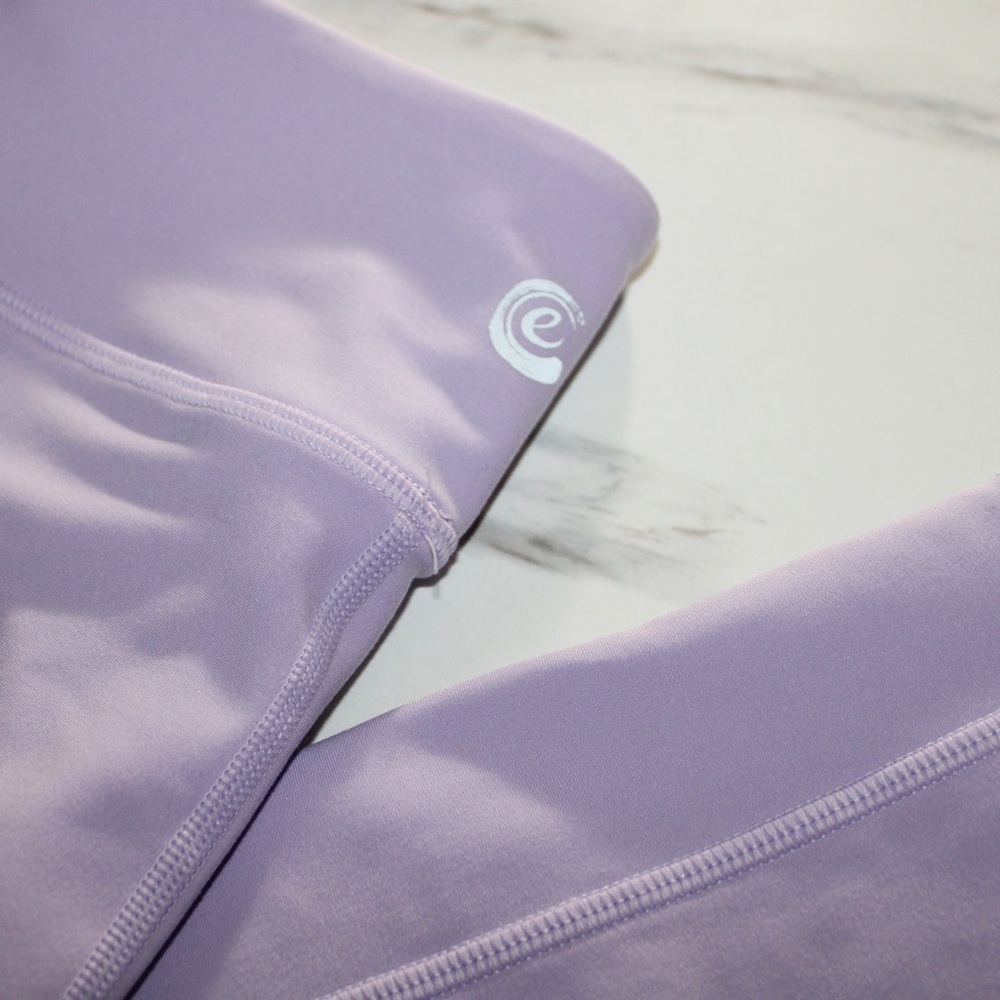 NWOT Calme by Johnny Was Active Lavender Lilac Pastel Leggings